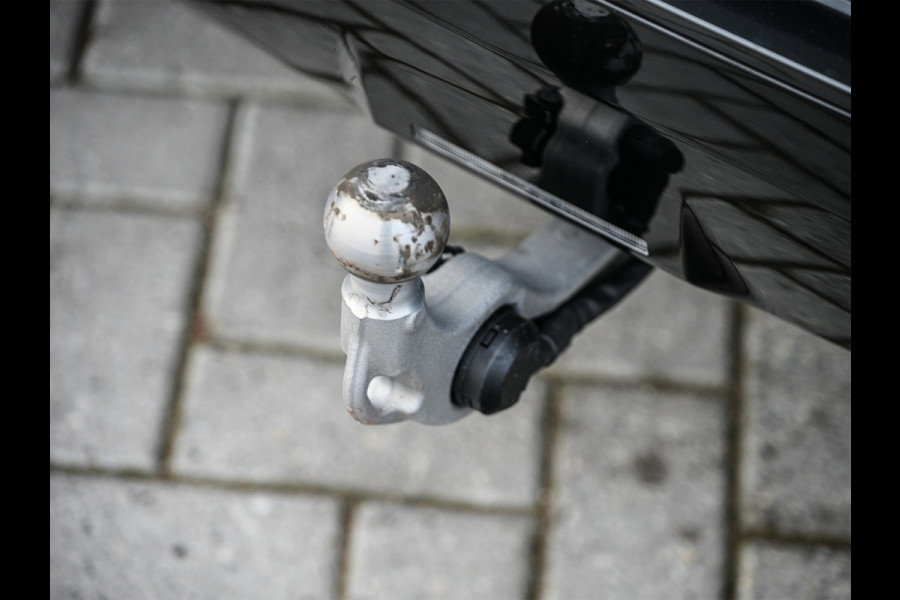 BMW X3 30e XDRIVE | M-SPORT | COMFORT ACCESS | ACTIVE CRUISE | LEDER | STOELVERWARMING | AMBIANCE INTERIEUR | STUURVERWARMING | MEMORY