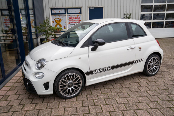Fiat 500 1.4 T-Jet Abarth 595 70th Anniversary | Prijs rijklaar incl. 12 mnd garantie |17"Lmv Navi Carplay Bluetooth DAB