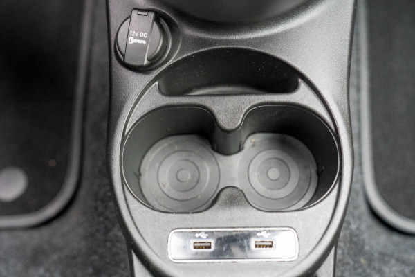 Fiat 500 1.4 T-Jet Abarth 595 70th Anniversary | Prijs rijklaar incl. 12 mnd garantie |17"Lmv Navi Carplay Bluetooth DAB