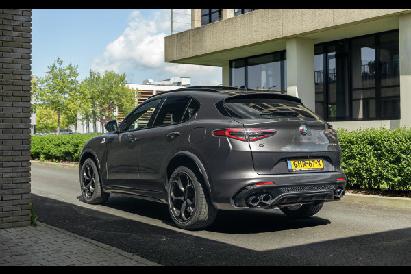 Alfa Romeo Stelvio Quadrifoglio 2.9 V6 510PK AWD | Harman Kardon | Adaptieve Cruise Control | Schuif/Kanteldak