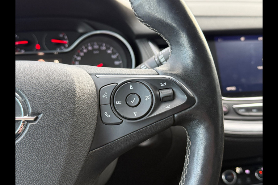 Opel Grandland X BWJ 2019 | 1.2T 131PK Bus Executive AUTOMAAT | TREKHAAK | CAMERA A | LEDER/STOF | NAVI | CLIMA | STOELVERW | CARPLAY | PRIVACY GLASS |