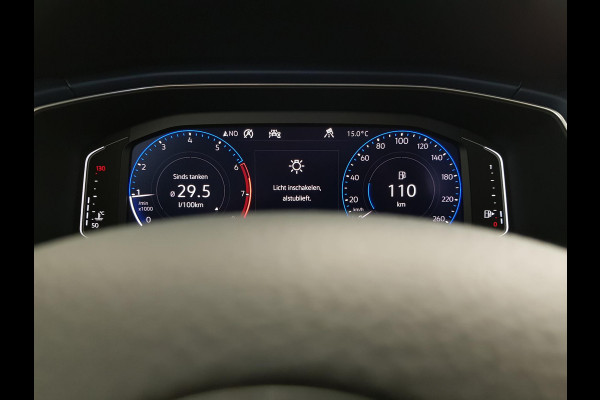 Volkswagen T-Roc 1.5 TSI 150pk DSG United R-Line | Navigatie | 19"Lichtmetalen velgen | Digitale Cockpit | Adaptive Cruise cruise control | Led