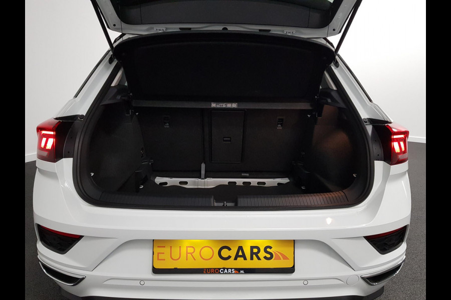 Volkswagen T-Roc 1.5 TSI 150pk DSG United R-Line | Navigatie | 19"Lichtmetalen velgen | Digitale Cockpit | Adaptive Cruise cruise control | Led