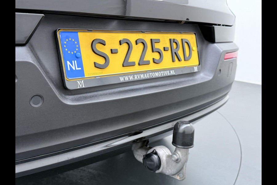 Volvo C40 Recharge Plus 69 kWh SOH 93% STOEL/ STUURVERW. | PANO| WARMTEPOMP| ELEK. TREKHAAK| ELEK. ACHTERKLEP| DODE HOEK| CAMERA|