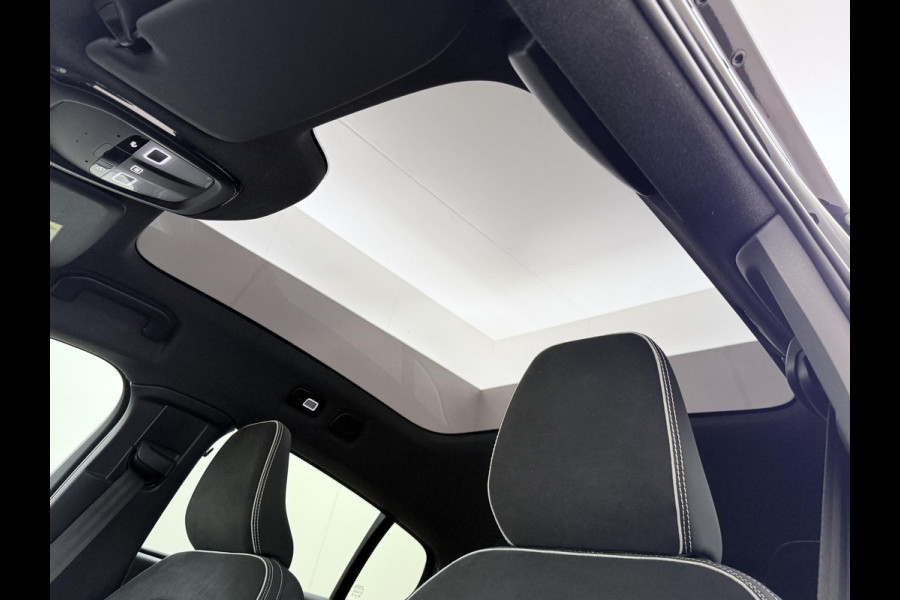 Volvo C40 Recharge Plus 69 kWh SOH 93% STOEL/ STUURVERW. | PANO| WARMTEPOMP| ELEK. TREKHAAK| ELEK. ACHTERKLEP| DODE HOEK| CAMERA|