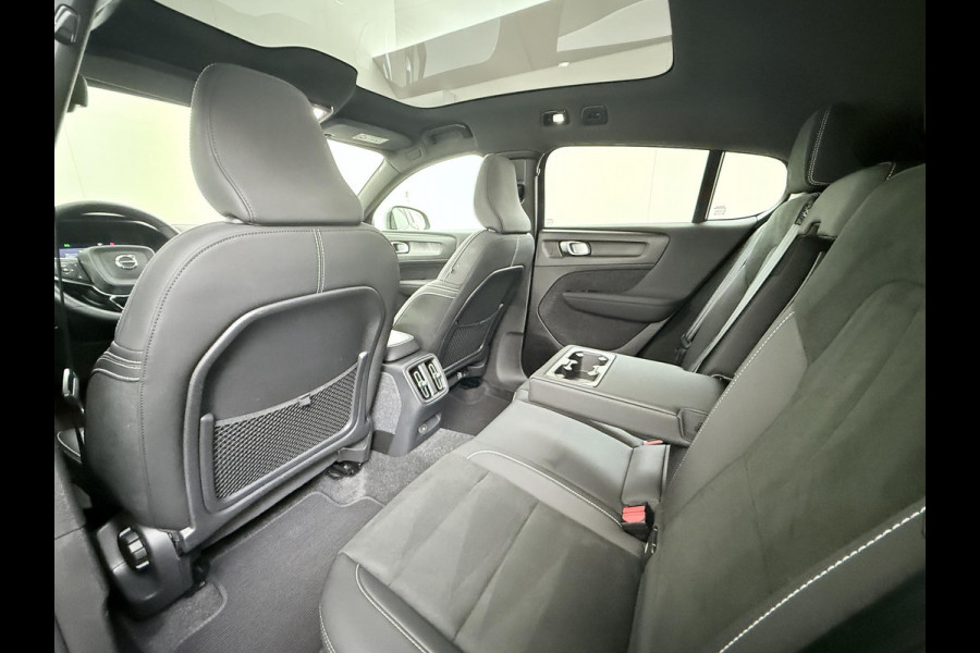 Volvo C40 Recharge Plus 69 kWh SOH 93% STOEL/ STUURVERW. | PANO| WARMTEPOMP| ELEK. TREKHAAK| ELEK. ACHTERKLEP| DODE HOEK| CAMERA|