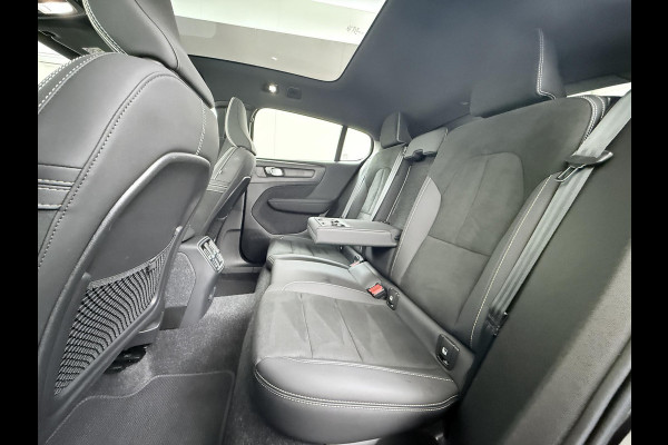 Volvo C40 Recharge Plus 69 kWh SOH 93% STOEL/ STUURVERW. | PANO| WARMTEPOMP| ELEK. TREKHAAK| ELEK. ACHTERKLEP| DODE HOEK| CAMERA|