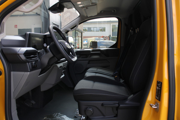 Ford E-Transit Custom 340 L2H1 Trend 65 kWh 136pk - Trekhaak - Camera - LED - Carplay - Grootlicht Assist - Rijklaar