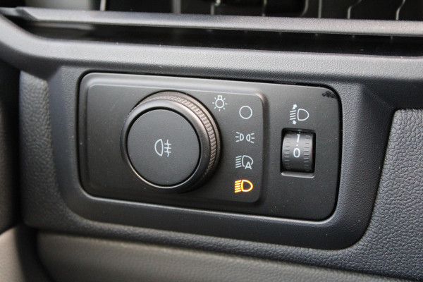 Ford E-Transit Custom 340 L2H1 Trend 65 kWh 136pk - Trekhaak - Camera - LED - Carplay - Grootlicht Assist - Rijklaar