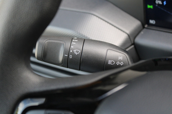 Ford E-Transit Custom 340 L2H1 Trend 65 kWh 136pk - Trekhaak - Camera - LED - Carplay - Grootlicht Assist - Rijklaar