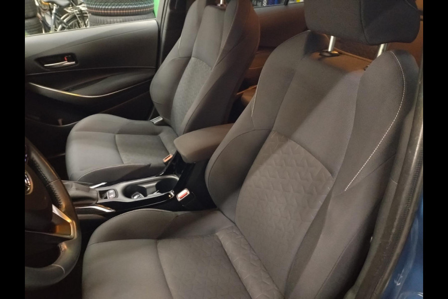 Toyota Corolla Touring Sports 2.0 Hybrid Business Plus