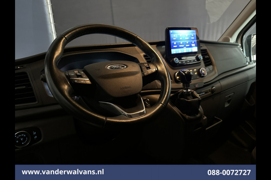 Ford Transit 2.0 TDCI 131pk L3H2 Euro6 Airco | Camera | Navigatie | Apple Carplay | Stoelverwarming Cruisecontrol, Android auto, Verwarmde voorruit, Parkeersensoren, Bijrijdersbank, 2500kg trekvermogen