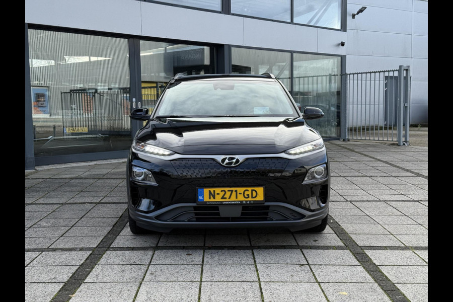 Hyundai Kona Aut. EV Fashion 64 kWh | Trekhaak | Navi | Carplay |