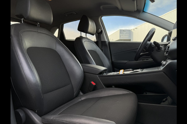 Hyundai Kona Aut. EV Fashion 64 kWh | Trekhaak | Navi | Carplay |