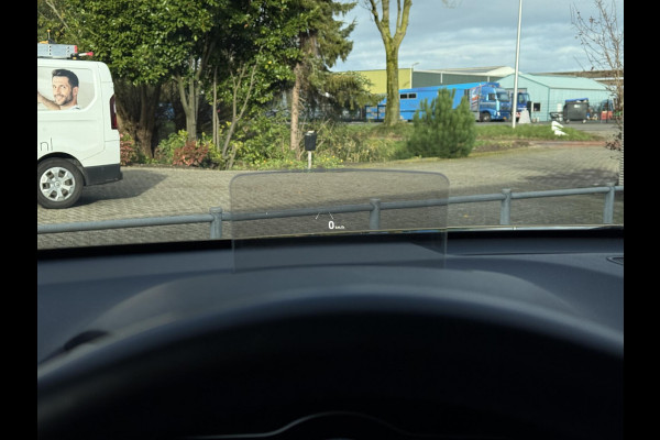 Hyundai Kona Aut. EV Fashion 64 kWh | Trekhaak | Navi | Carplay |