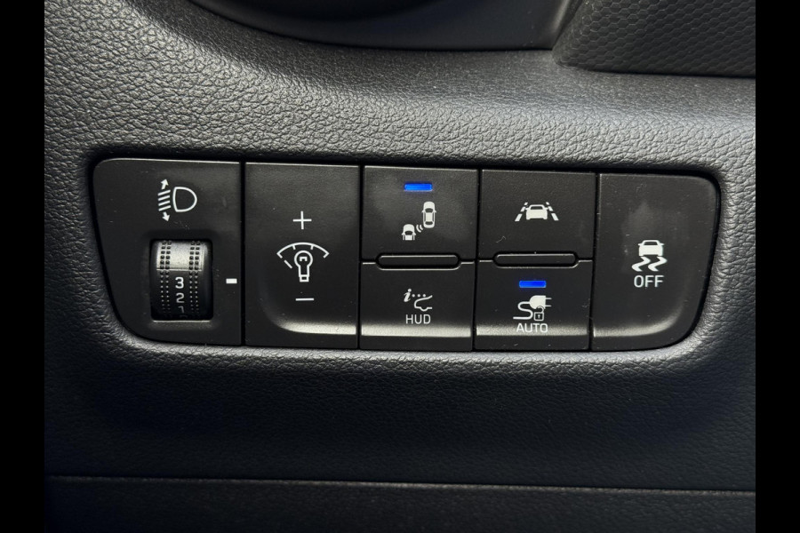 Hyundai Kona Aut. EV Fashion 64 kWh | Trekhaak | Navi | Carplay |