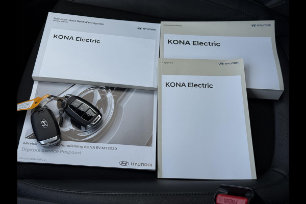 Hyundai Kona Aut. EV Fashion 64 kWh | Trekhaak | Navi | Carplay |