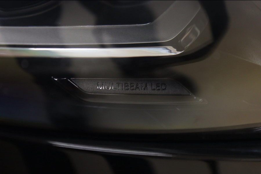 Mercedes-Benz A-Klasse 220 AMG /PANODAK/SFEERV/KEYLESS/CAM/MEOMORY/BOMVOL