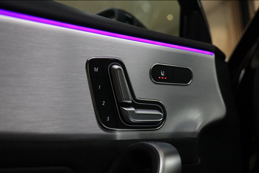 Mercedes-Benz A-Klasse 220 AMG /PANODAK/SFEERV/KEYLESS/CAM/MEOMORY/BOMVOL