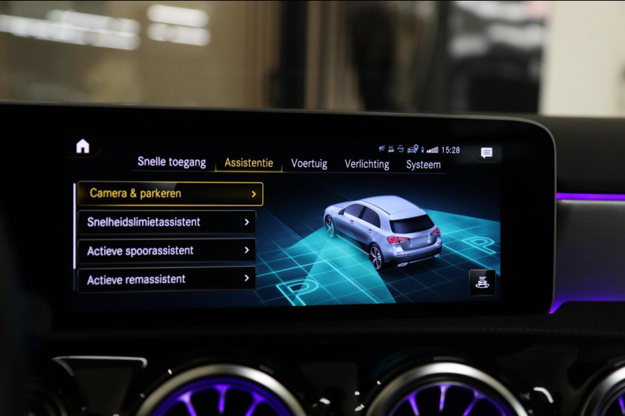 Mercedes-Benz A-Klasse 220 AMG /PANODAK/SFEERV/KEYLESS/CAM/MEOMORY/BOMVOL