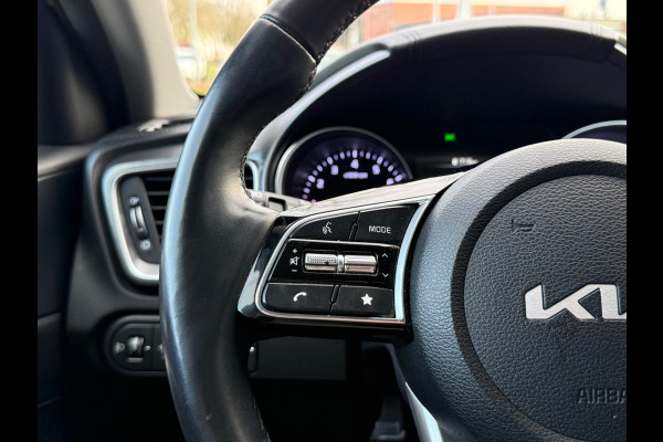 Kia Xceed BWJ 2023 | 1.0T 120PK ComfortLine | CLIMA | CAMERA A | STOELVERW | STUURWIELVERW | CARPLAY | NAVI | LICHTMETAAL |