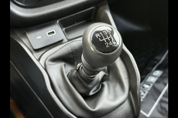 Fiat Dobló Cargo 1.6 MJ 105 PK / L1H1 / 1e EIG. / AIRCO / CRUISE / TREKHAAK / NAVI / 3-ZITS