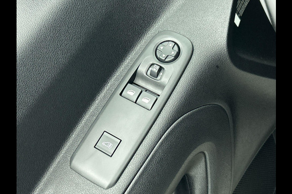 Opel Combo 1.5 BlueHDi 130 S&S L2 Apple Carplay / Android Auto Navigatie Trekhaak Airco Camera Cruise Control Parkeersensoren V+A DAB