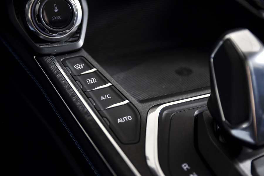 Lynk & Co 01 1.5 PHEV 261PK MY23 | Black Pakket | Donkere hemel | 360 Camera | 7.4 kWh Boordlader | S/K-panodak | Adapt. Cruise | Memory | Elek. klep | LM 20" | 7620