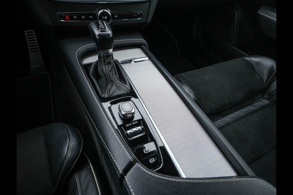 Volvo V90 2.0 D4 R-Design (INCL-BTW) *LEATHER-MICROFIBRE | DIGI-COCKPIT | FULL-LED | HARMAN/KARDON | HEATED-SPORTSEATS | LANE-ASSIST | NAVI-FULLMAP | CAMERA | DAB+ | PRIVACY-GLASS | ECC | PDC | TOWBAR | 19''ALU*