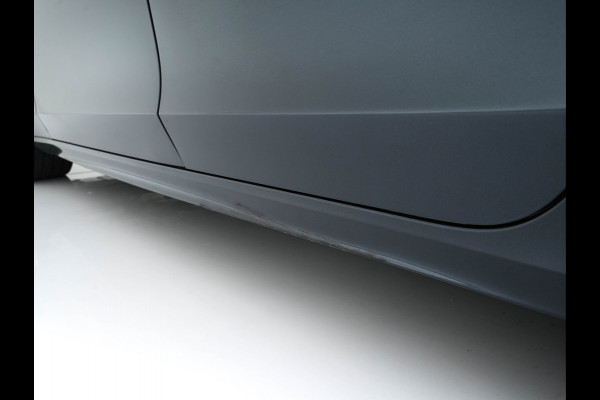 Volvo V90 2.0 D4 R-Design (INCL-BTW) *LEATHER-MICROFIBRE | DIGI-COCKPIT | FULL-LED | HARMAN/KARDON | HEATED-SPORTSEATS | LANE-ASSIST | NAVI-FULLMAP | CAMERA | DAB+ | PRIVACY-GLASS | ECC | PDC | TOWBAR | 19''ALU*