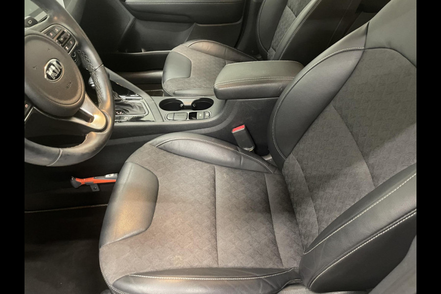 Kia Niro 1.6 GDi Hybrid DynamicLine Navigatie Apple Carplay/Android Auto Camera Parkeersensoren achter Cruise Control Climate Control Lichtmetalen velgen