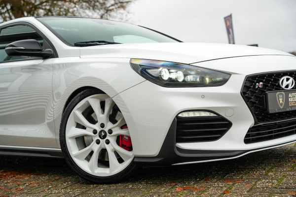 Hyundai i30 Fastback 2.0 T-GDI N1 Panodak Pops And Bangs Navigatie Camera Stoelverw. Alcantara Keyless Stoel Stuurverw.