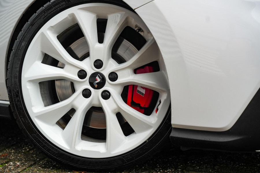 Hyundai i30 Fastback 2.0 T-GDI N1 Panodak Pops And Bangs Navigatie Camera Stoelverw. Alcantara Keyless Stoel Stuurverw.