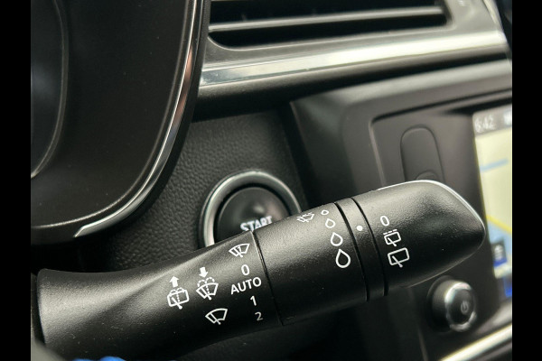 Renault Kadjar 1.2 TCe Intens Trekhaak Camera Climate Panoramadak Keyless