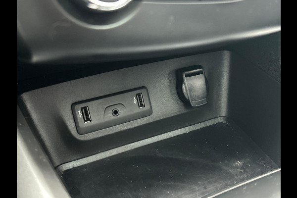 Renault Kadjar 1.2 TCe Intens Trekhaak Camera Climate Panoramadak Keyless