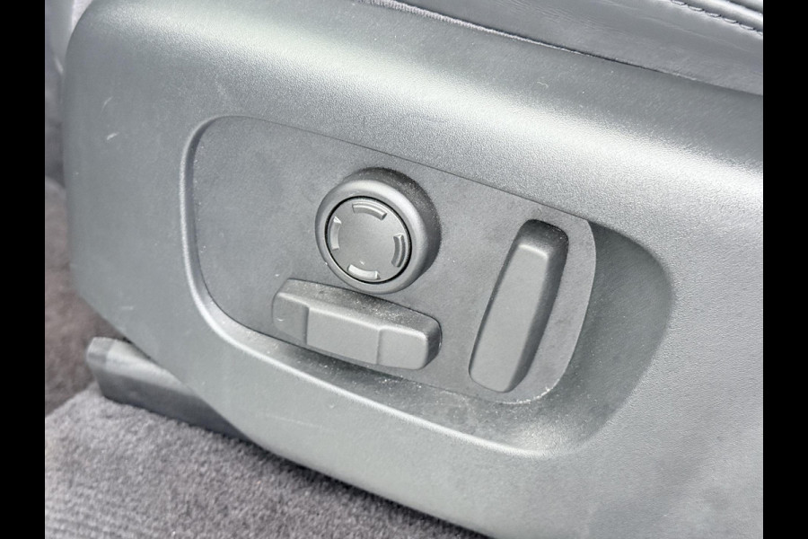 Land Rover Range Rover Sport P400e HSE Silver R DYNAMIC TOPSTAAT | COMPLETE ONDERHOUDSHISTORIE | RIJKLAARPRIJS | VEEL OPTIES!