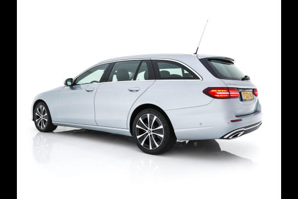 Mercedes-Benz E-Klasse Estate 300 de Luxury Line ( Plug-in ) (INCL-BTW) Aut. *LEATHER | FULL-LED | WIDESCREEN-COCKPIT | BLIND-SPOT | AMBIENT-LIGHT | HEATED-SPORTSEATS | CAMERA | DAB+ | NAVI-FULLMAP | PDC | ADAPTIVE-CRUISE | ECC | 18''ALU*