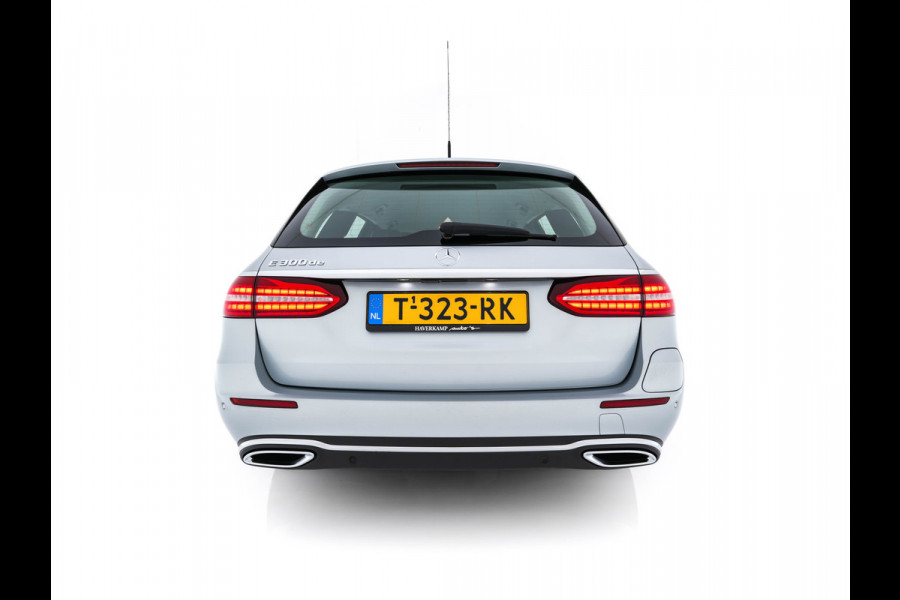 Mercedes-Benz E-Klasse Estate 300 de Luxury Line ( Plug-in ) (INCL-BTW) Aut. *LEATHER | FULL-LED | WIDESCREEN-COCKPIT | BLIND-SPOT | AMBIENT-LIGHT | HEATED-SPORTSEATS | CAMERA | DAB+ | NAVI-FULLMAP | PDC | ADAPTIVE-CRUISE | ECC | 18''ALU*