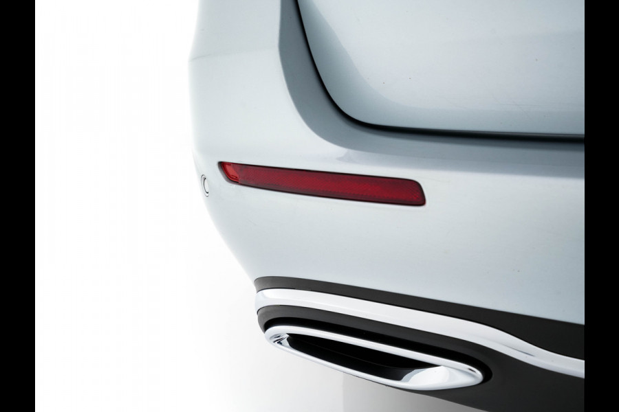 Mercedes-Benz E-Klasse Estate 300 de Luxury Line ( Plug-in ) (INCL-BTW) Aut. *LEATHER | FULL-LED | WIDESCREEN-COCKPIT | BLIND-SPOT | AMBIENT-LIGHT | HEATED-SPORTSEATS | CAMERA | DAB+ | NAVI-FULLMAP | PDC | ADAPTIVE-CRUISE | ECC | 18''ALU*