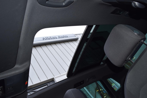 Volkswagen Tiguan 1.5 150pk R-Line|Dak|20"|Cam.|Elek.klep|Trekhk.