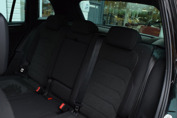 Volkswagen Tiguan 1.5 150pk R-Line|Dak|20"|Cam.|Elek.klep|Trekhk.