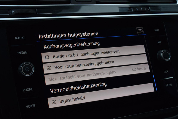 Volkswagen Tiguan 1.5 150pk R-Line|Dak|20"|Cam.|Elek.klep|Trekhk.