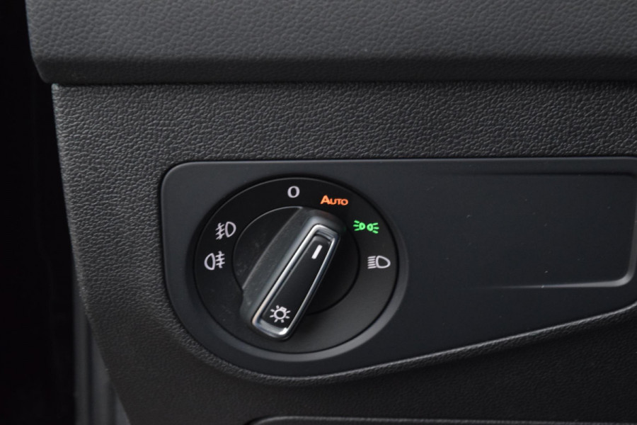 Volkswagen Tiguan 1.5 150pk R-Line|Dak|20"|Cam.|Elek.klep|Trekhk.