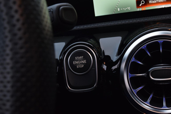 Mercedes-Benz A-Klasse 250 e AMG Line