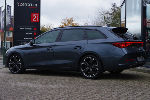 CUPRA Leon Sportstourer 1.4 e-Hybrid 245 PK VZ Adrenaline PHEV, Winterpakket, Carplay, DCC