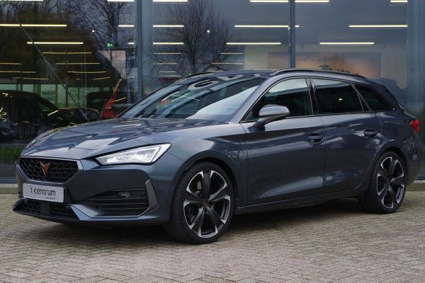 CUPRA Leon Sportstourer 1.4 e-Hybrid 245 PK VZ Adrenaline PHEV, Winterpakket, Carplay, DCC