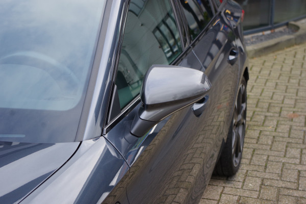 CUPRA Leon Sportstourer 1.4 e-Hybrid 245 PK VZ Adrenaline PHEV, Winterpakket, Carplay, DCC