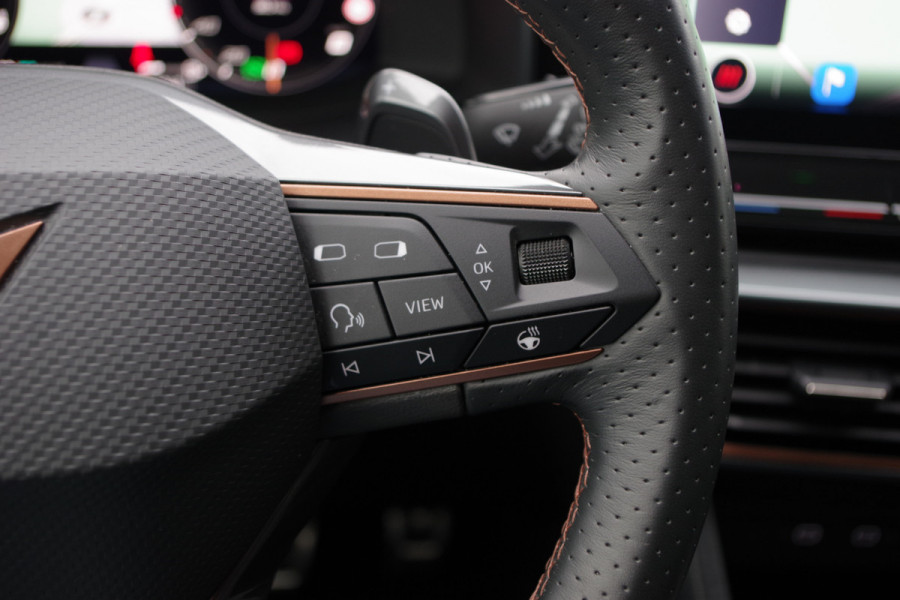 CUPRA Leon Sportstourer 1.4 e-Hybrid 245 PK VZ Adrenaline PHEV, Winterpakket, Carplay, DCC