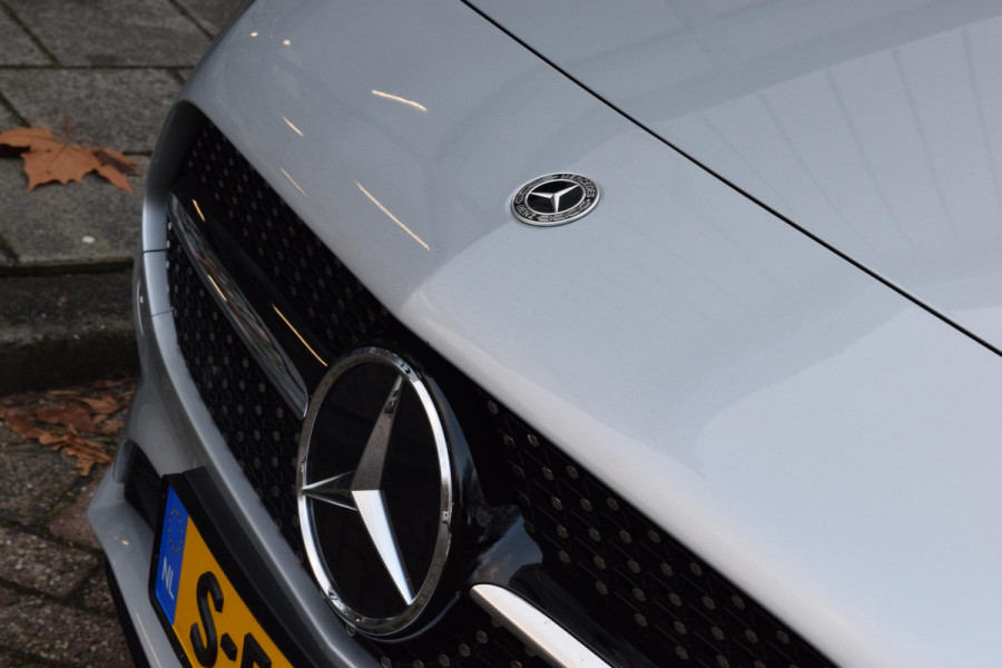 Mercedes-Benz A-Klasse 250 e AMG Line