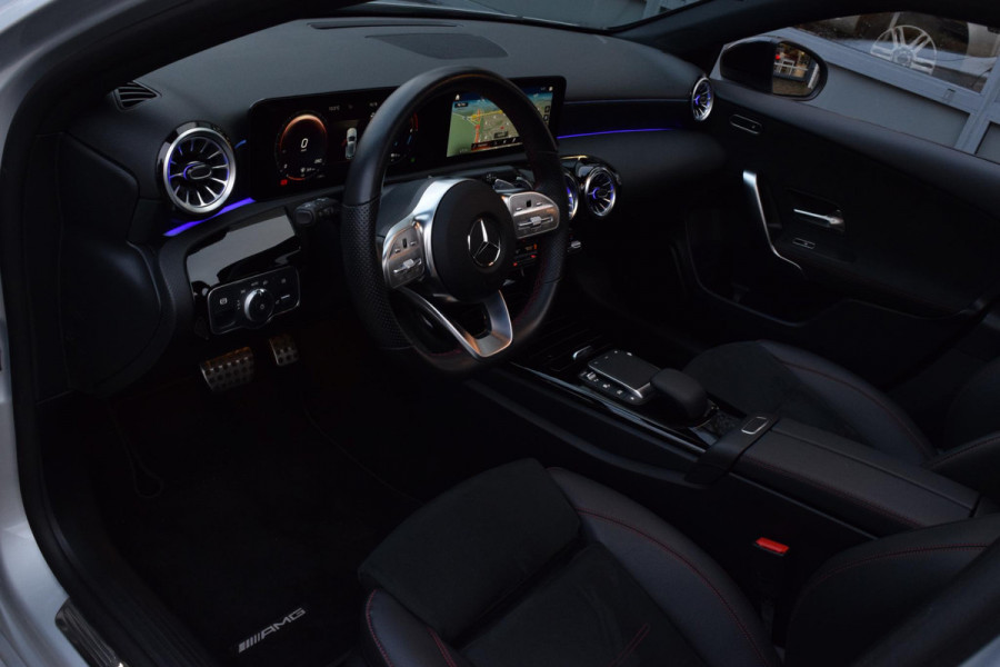 Mercedes-Benz A-Klasse 250 e AMG Line